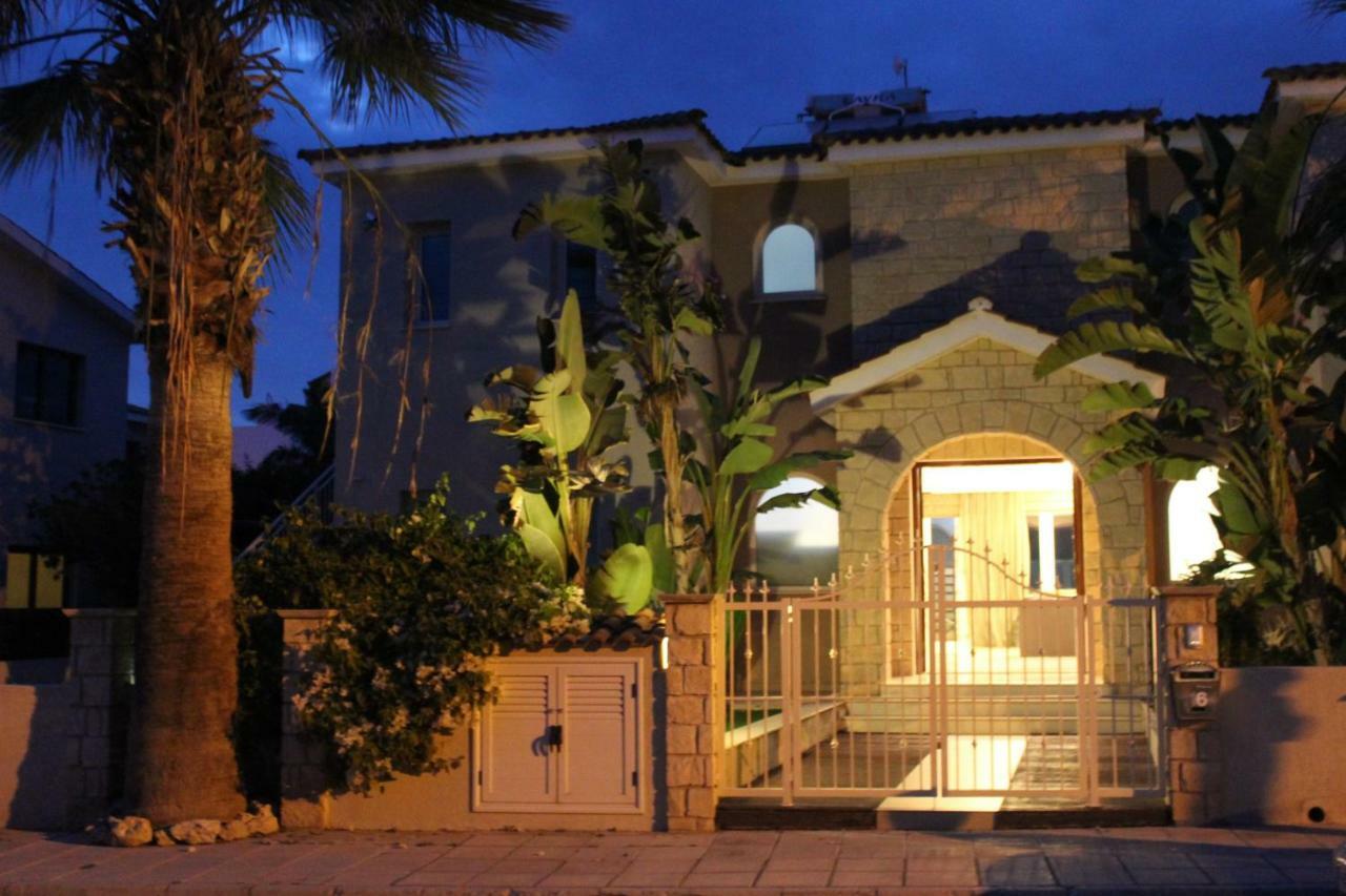 Villa Kristia Paphos Exteriör bild