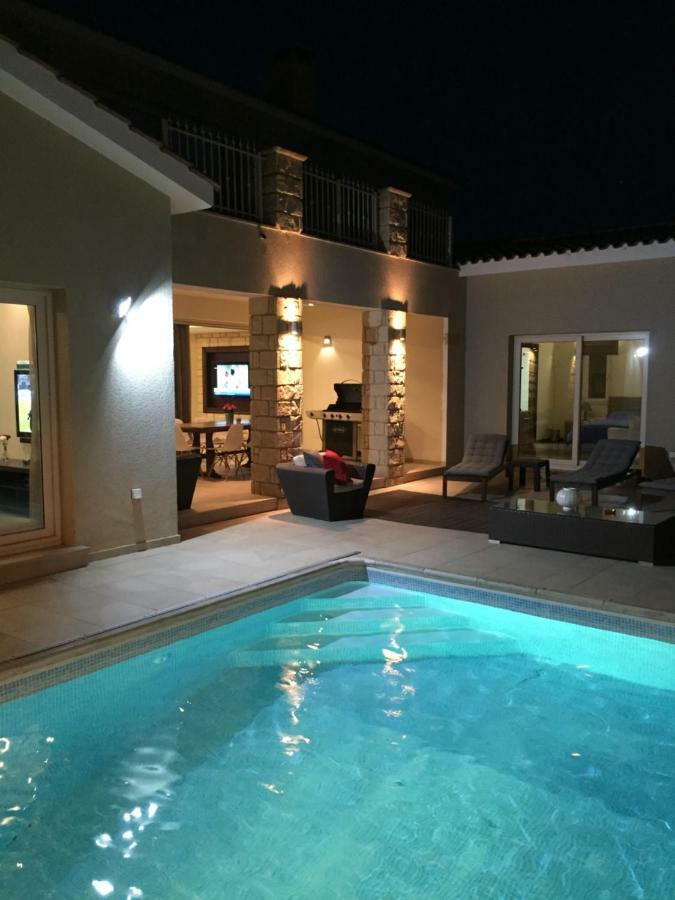 Villa Kristia Paphos Exteriör bild